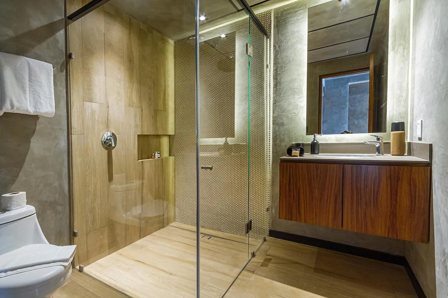Sunny, Spacious & Amazing Amenities Tulum
