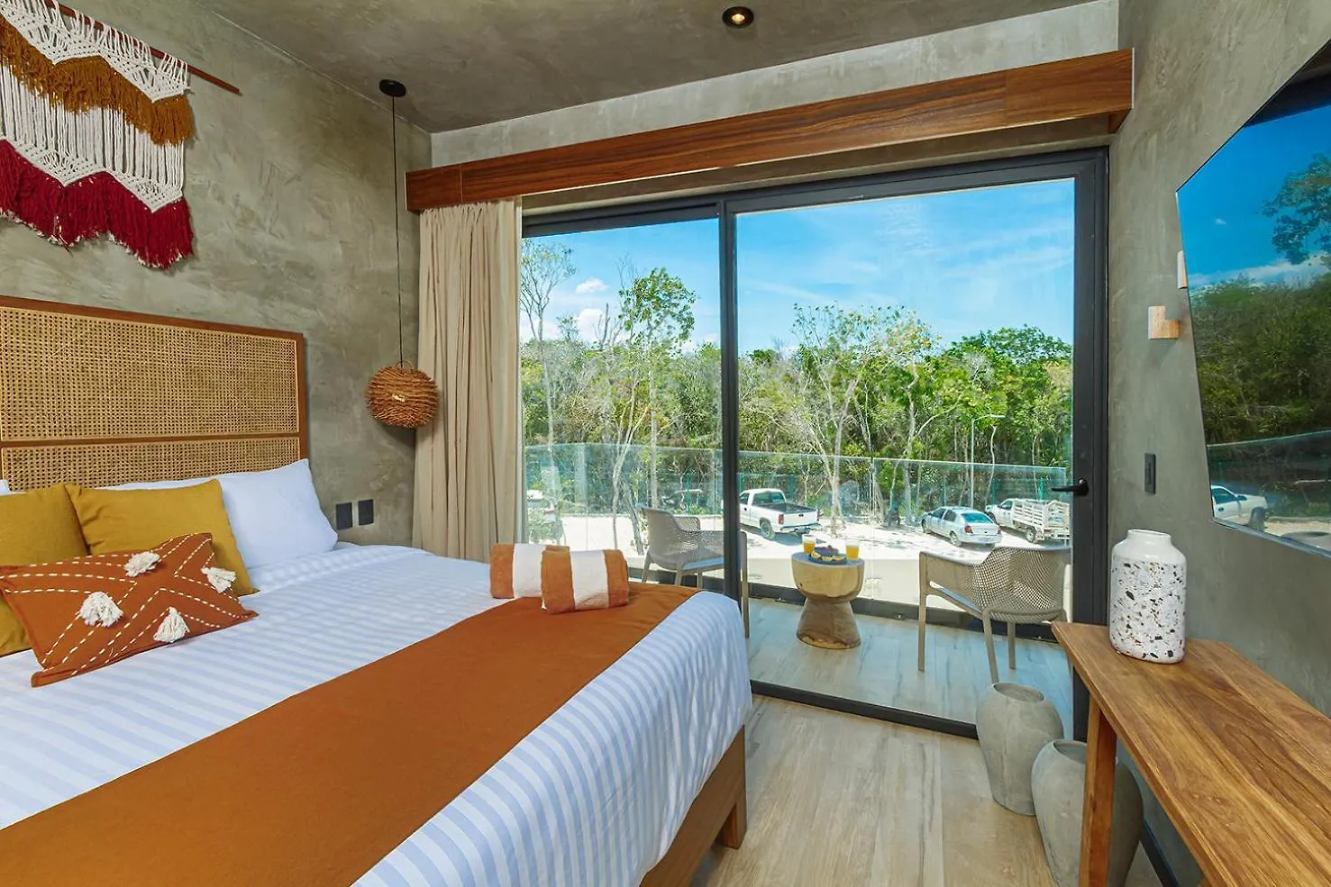 Sunny, Spacious & Amazing Amenities Tulum